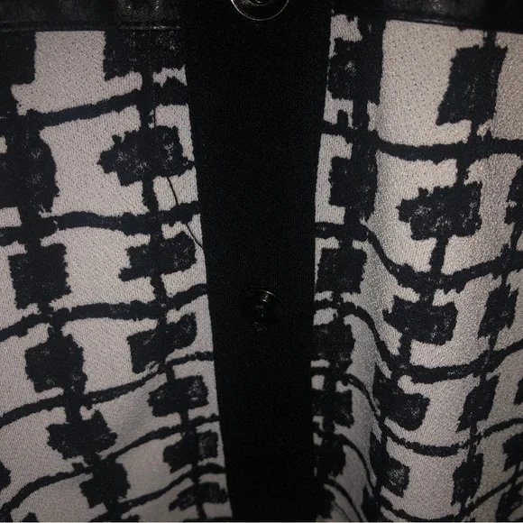 Blouse - Picture 4 of 5